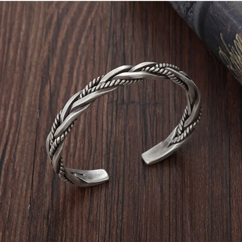 Silver Twisted Bracelet