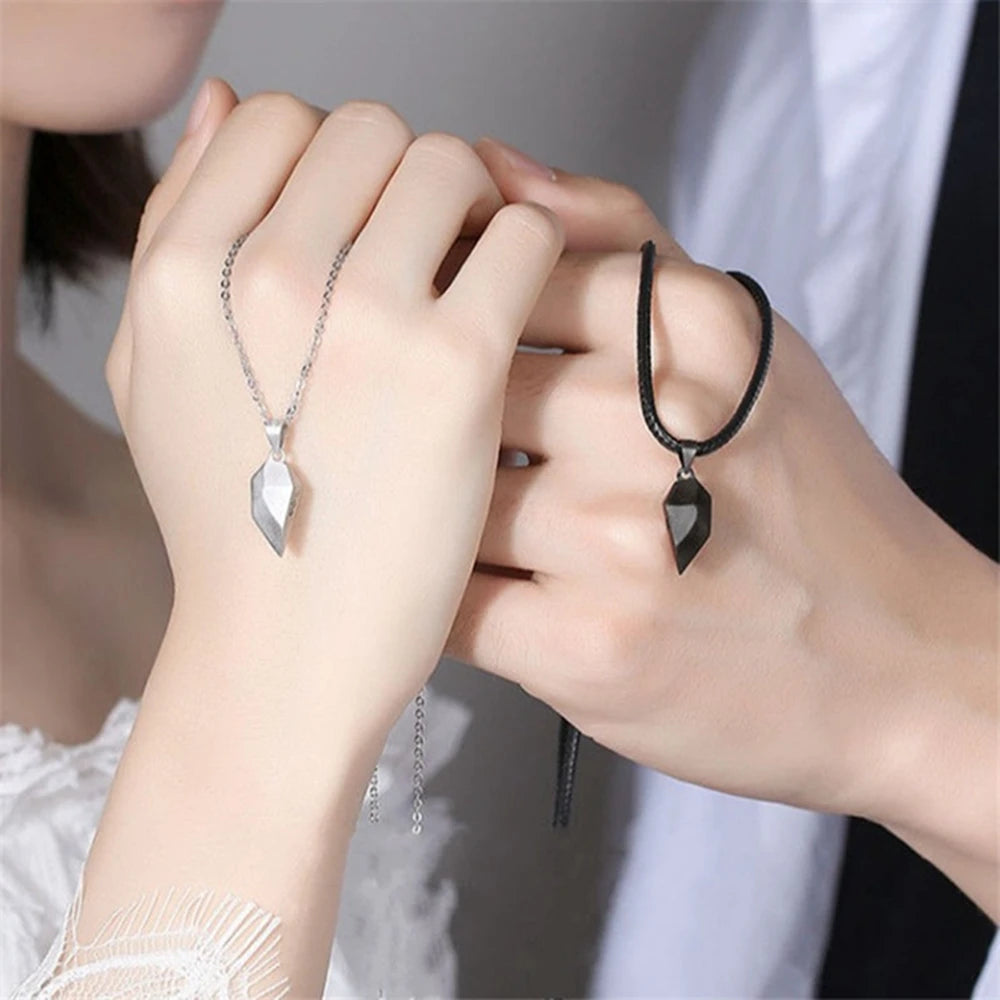 Heart Couple Pendant Necklace