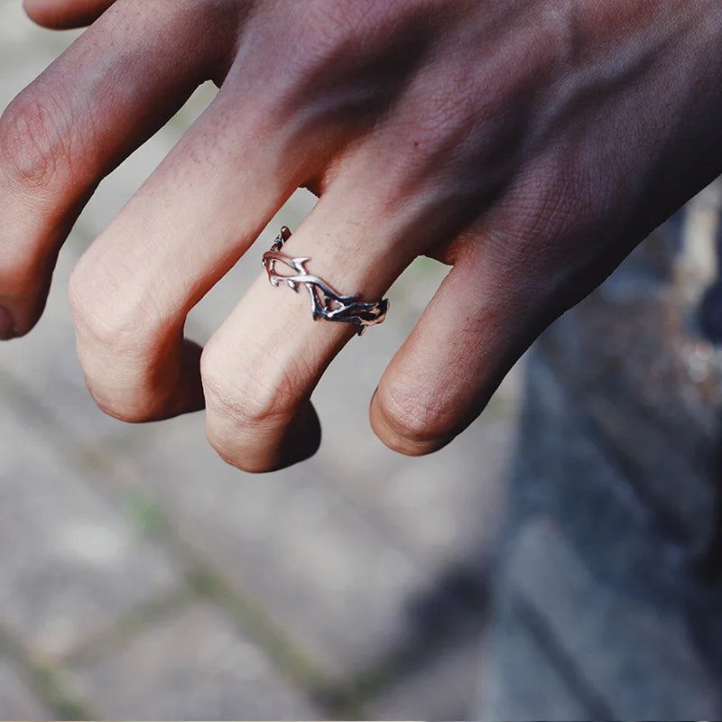 Thorn Couple Ring